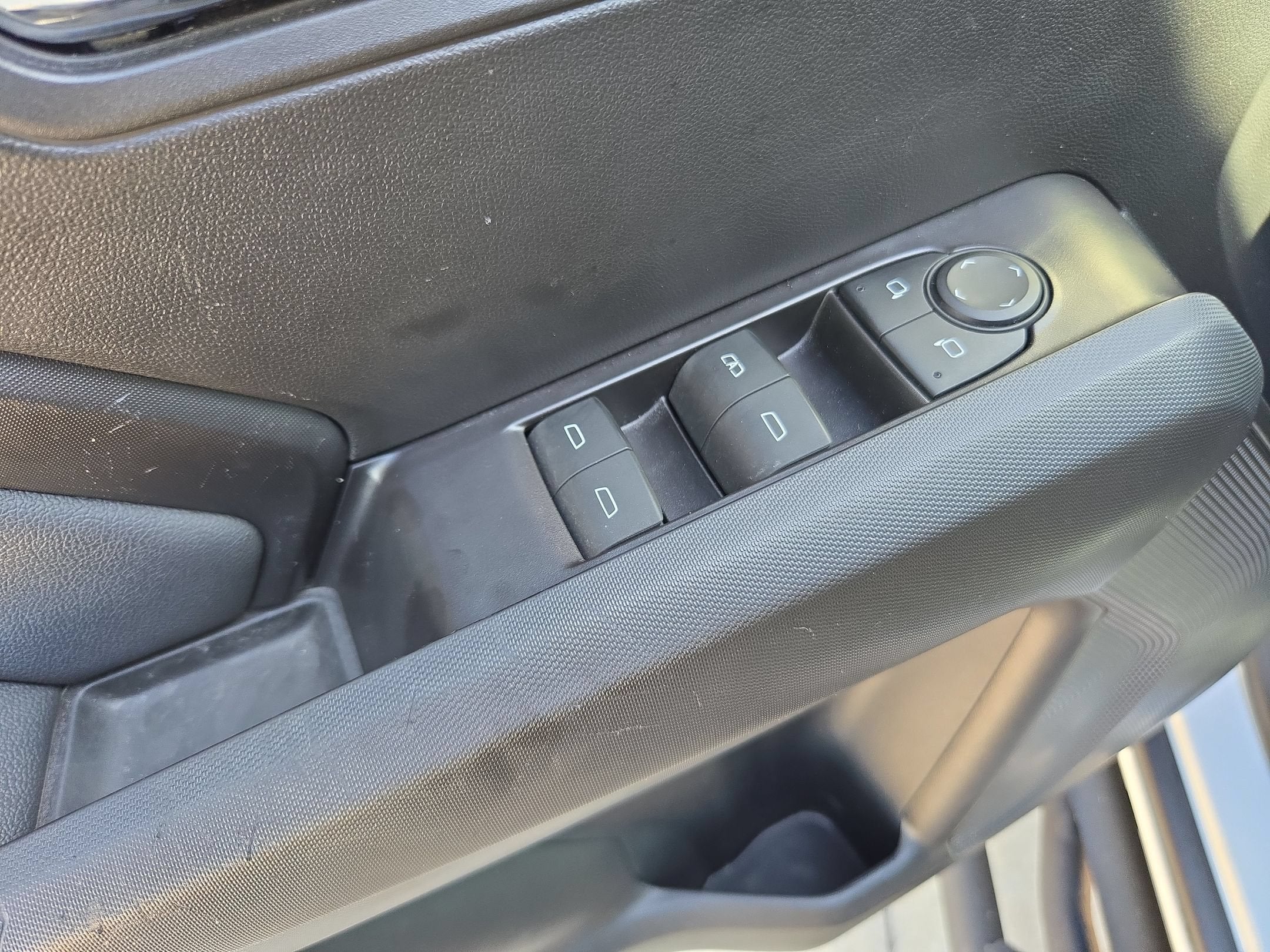 2024 Chevrolet Colorado 2WD LT