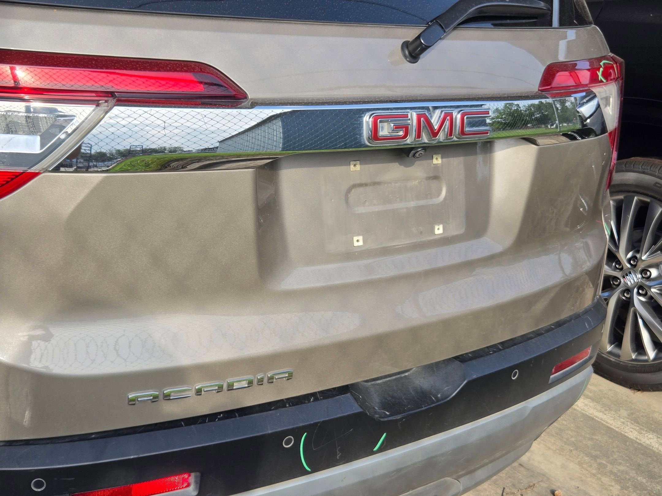 2022 GMC Acadia SLE