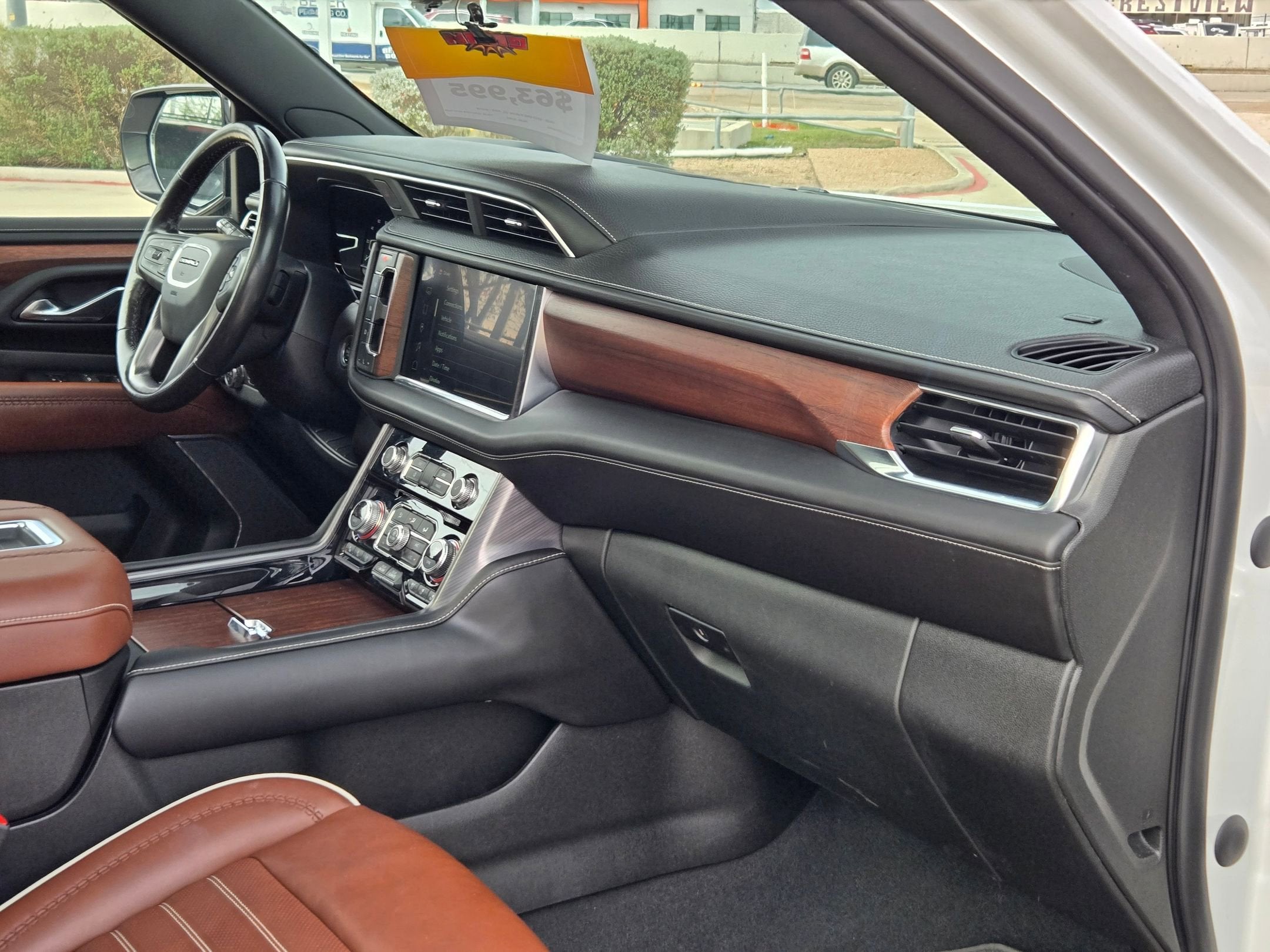 2023 GMC Yukon Denali Ultimate