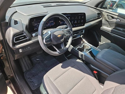 2024 Chevrolet Traverse FWD LS