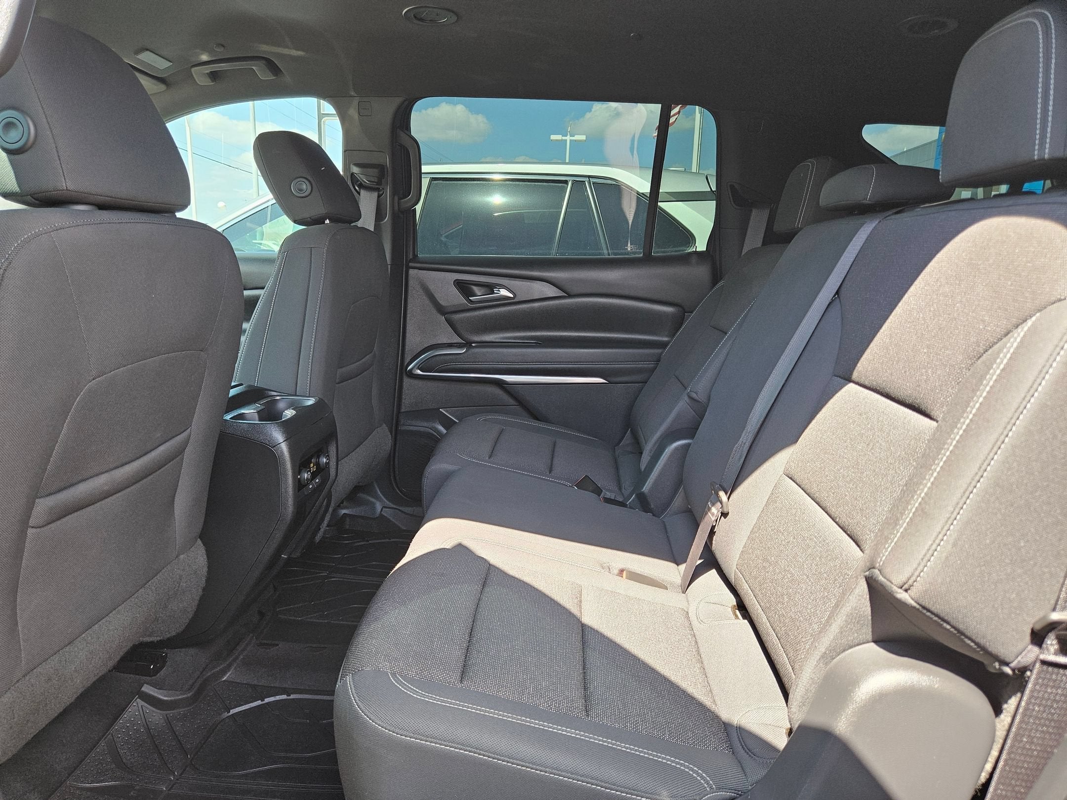2024 Chevrolet Traverse FWD LS