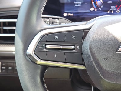 2024 Chevrolet Traverse FWD LS