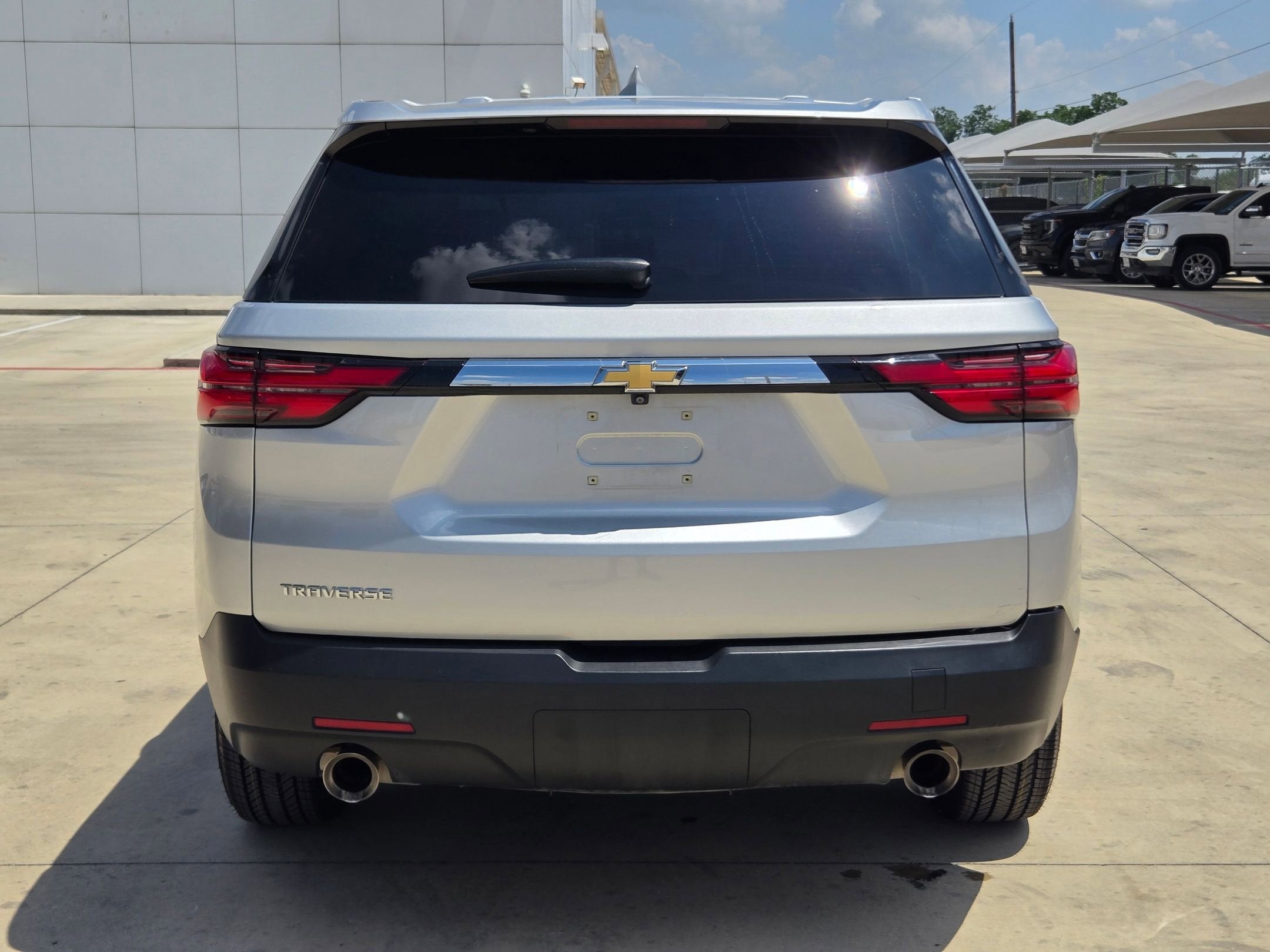 2022 Chevrolet Traverse LS