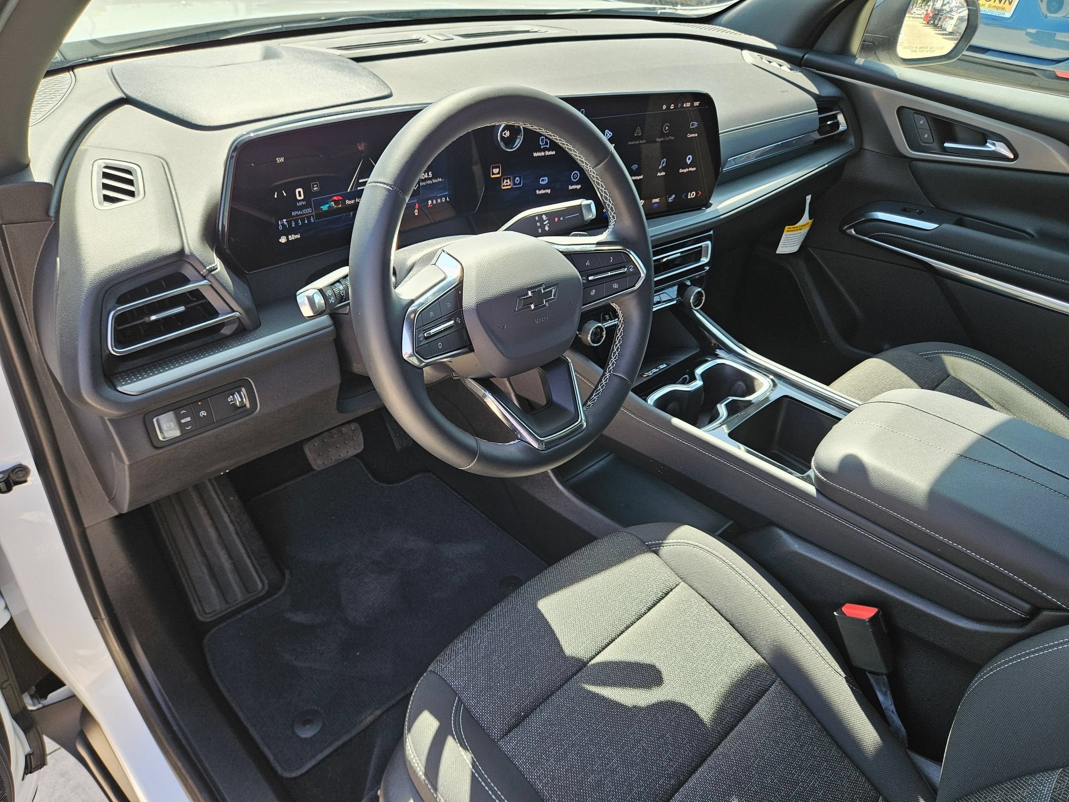 2026 Chevrolet Traverse FWD LT