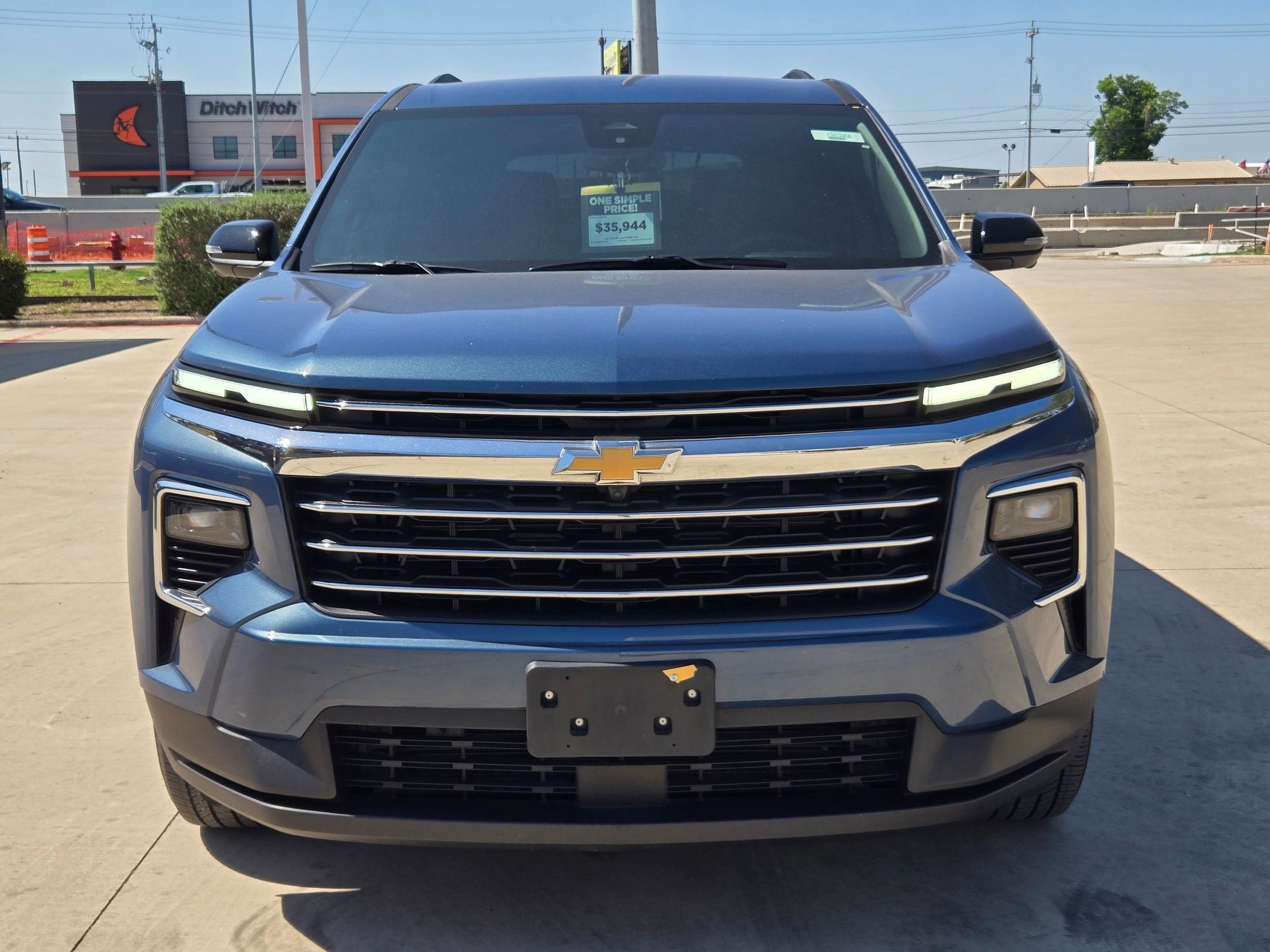 2024 Chevrolet Traverse FWD LT