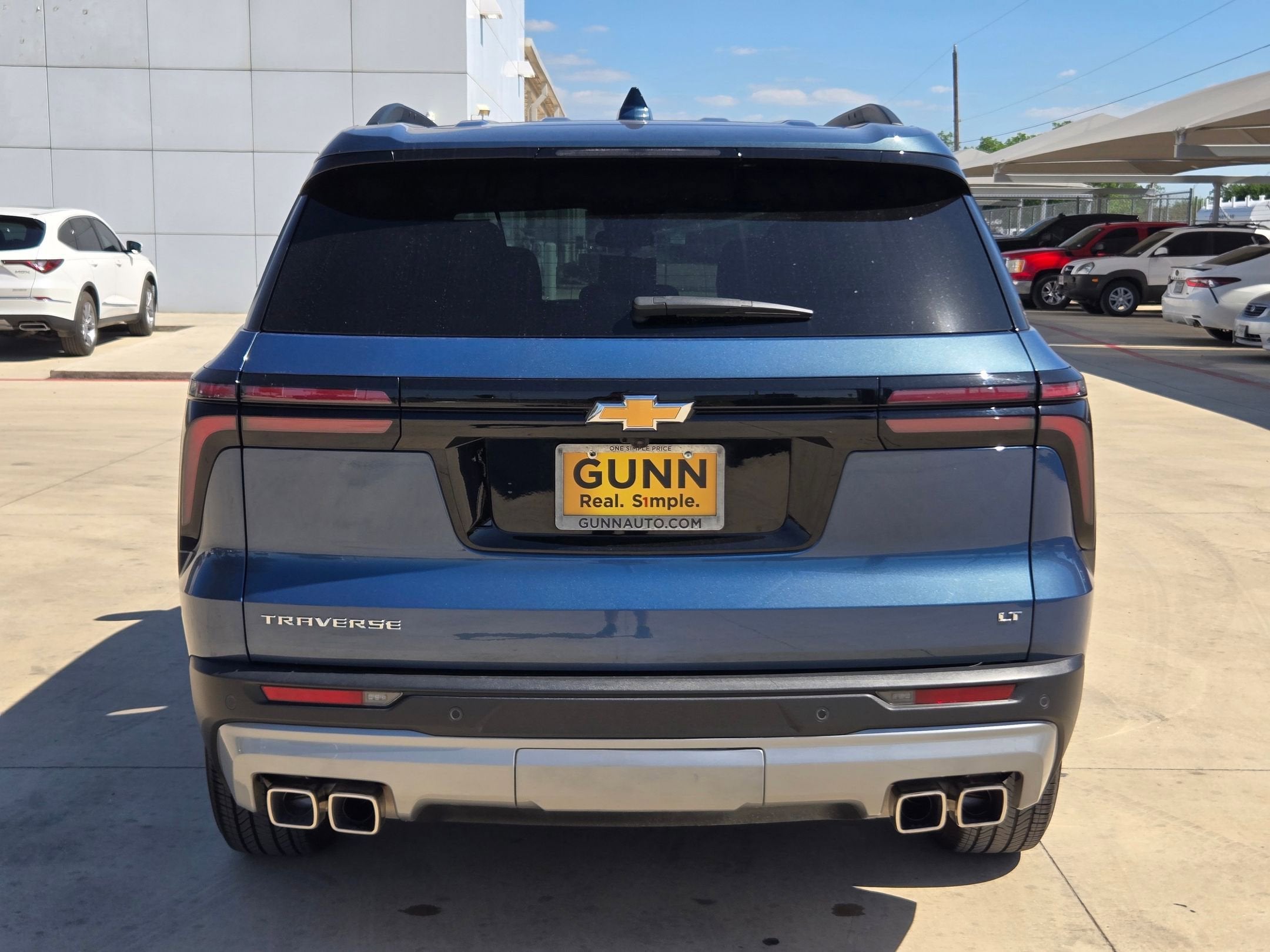 2024 Chevrolet Traverse FWD LT