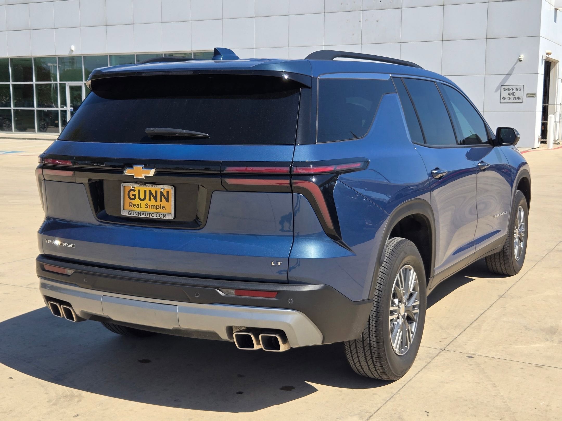 2024 Chevrolet Traverse FWD LT