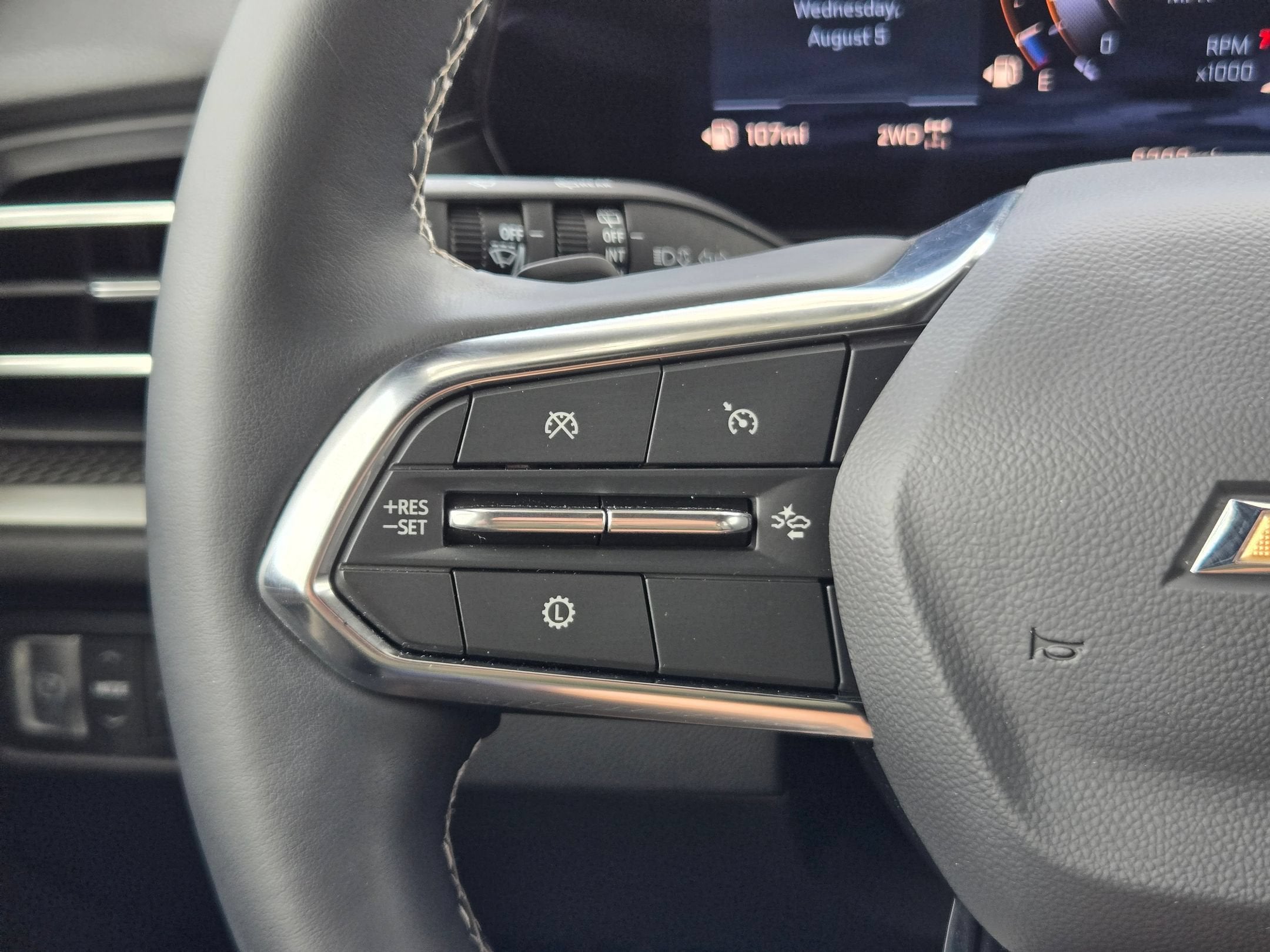 2026 Chevrolet Traverse AWD LT