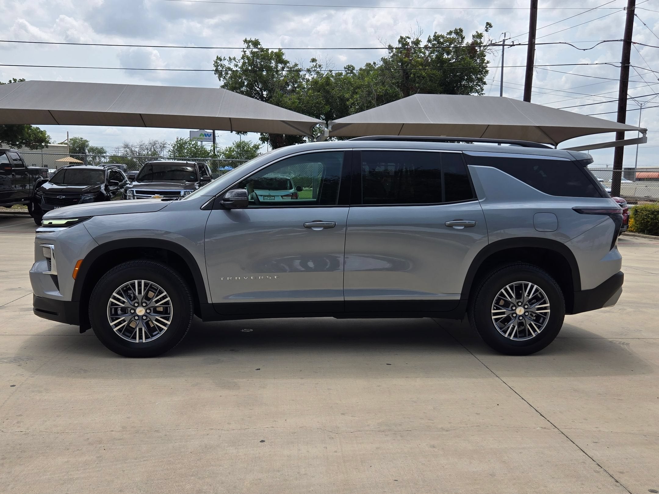 2026 Chevrolet Traverse AWD LT