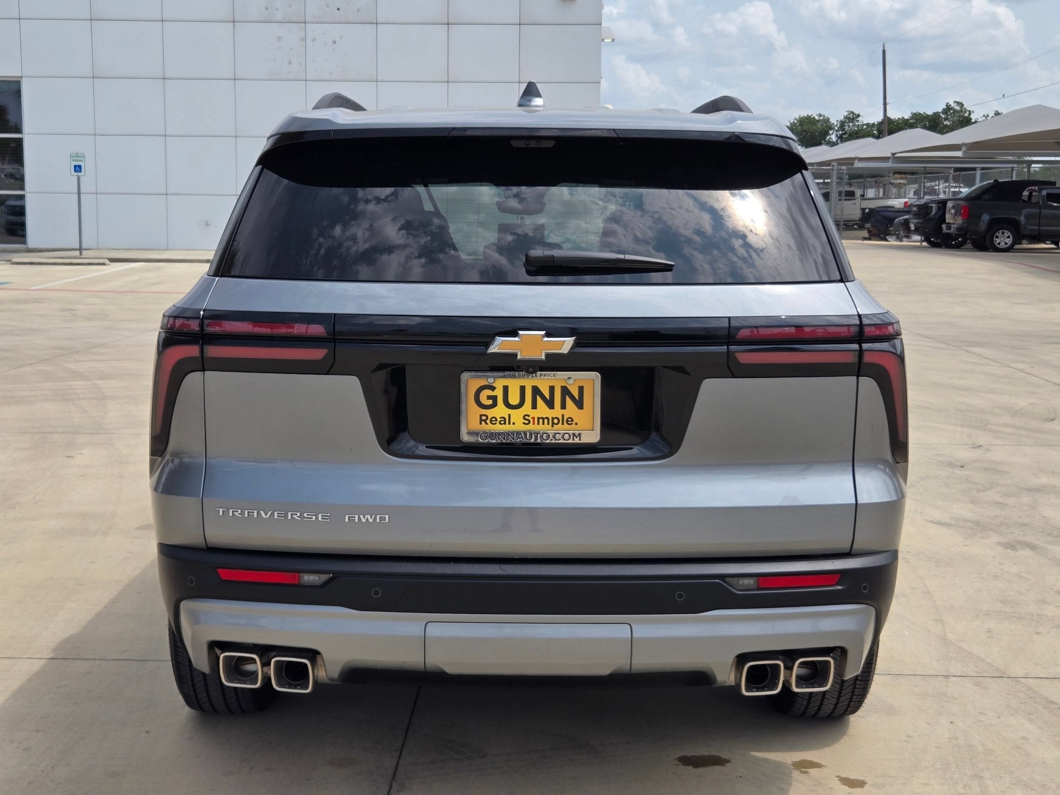 2026 Chevrolet Traverse AWD LT