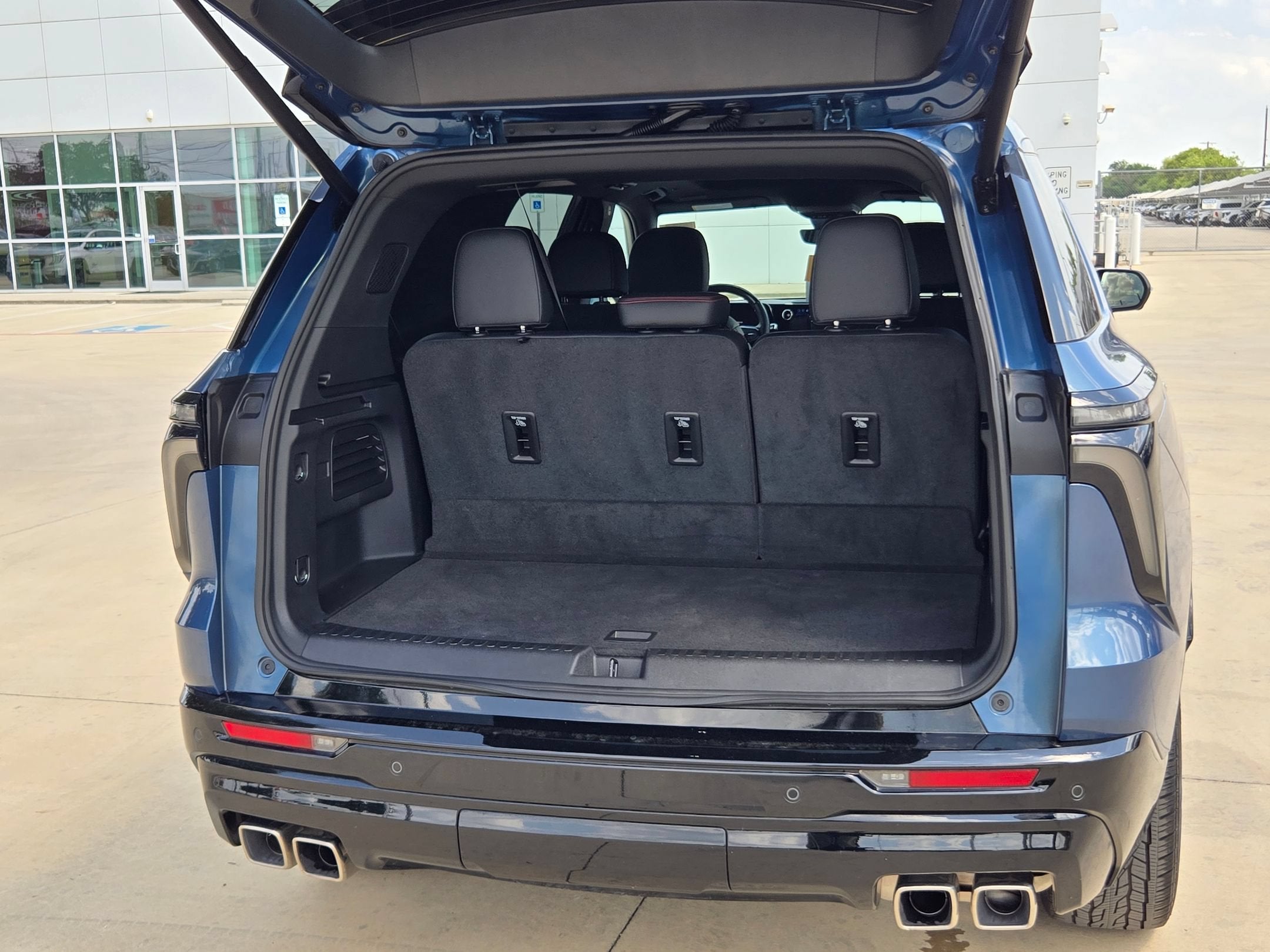 2025 Chevrolet Traverse AWD RS