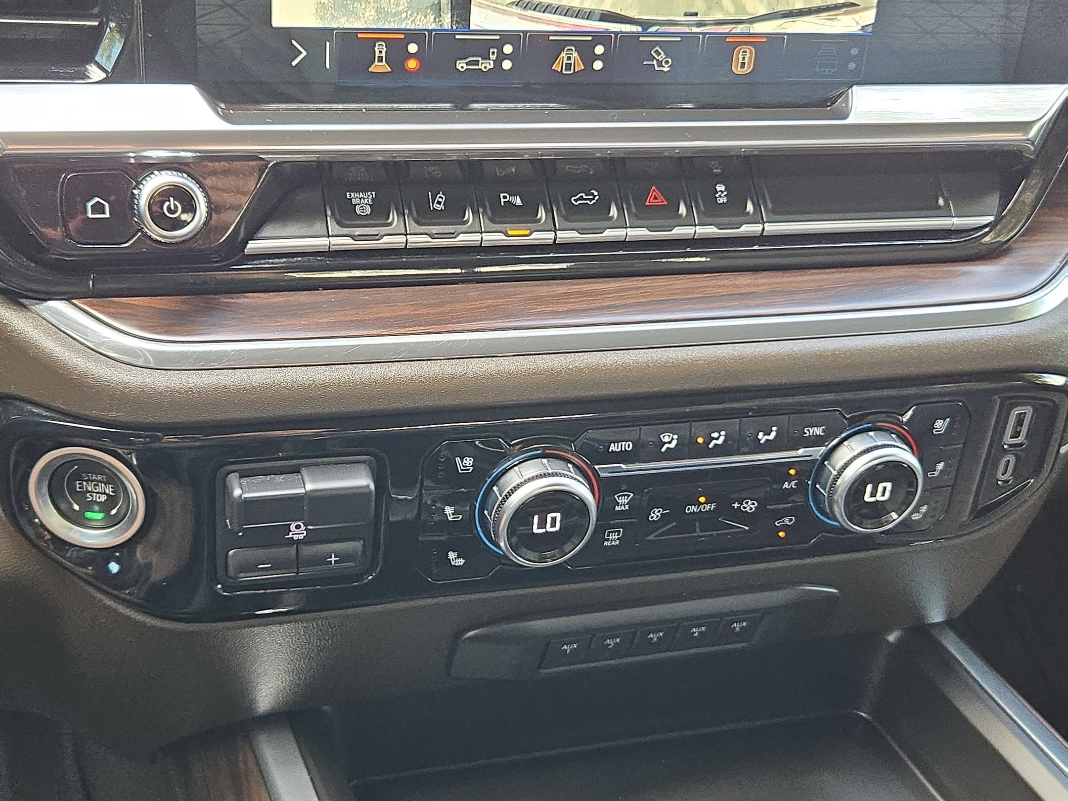 2024 GMC Sierra 3500HD SLT