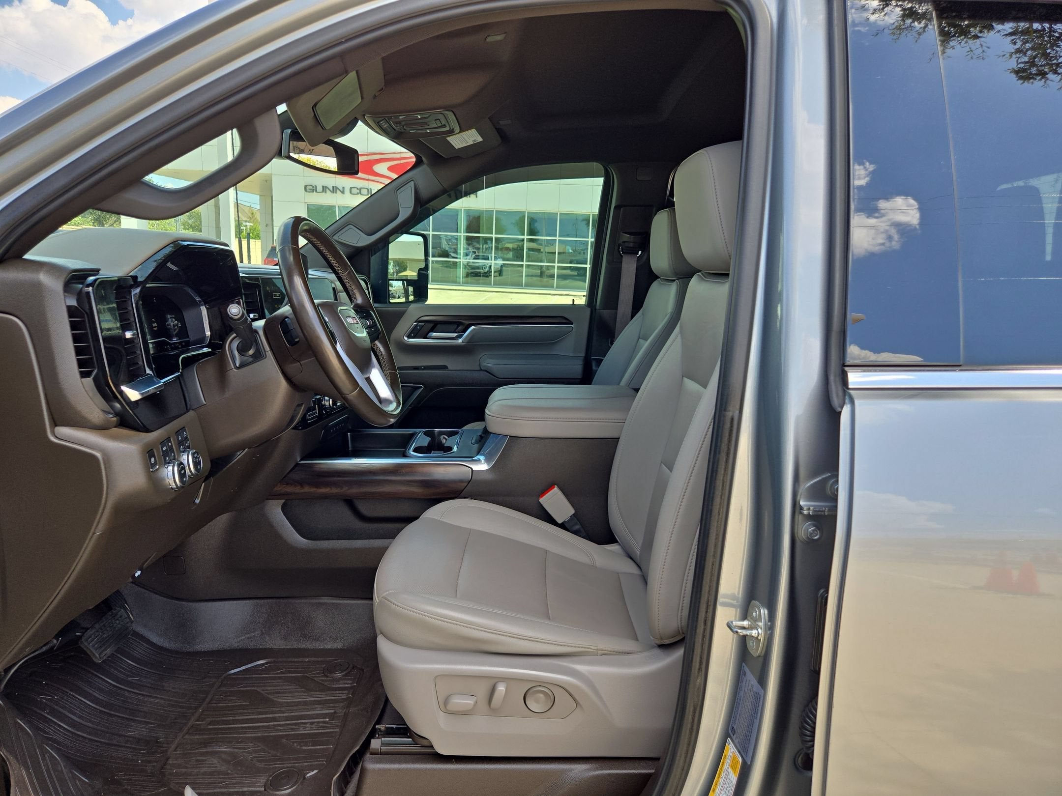 2024 GMC Sierra 3500HD SLT