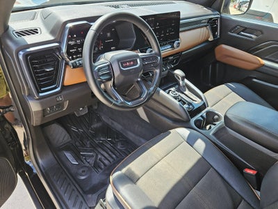 2024 GMC Canyon 4WD AT4