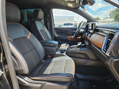 2024 GMC Canyon 4WD AT4
