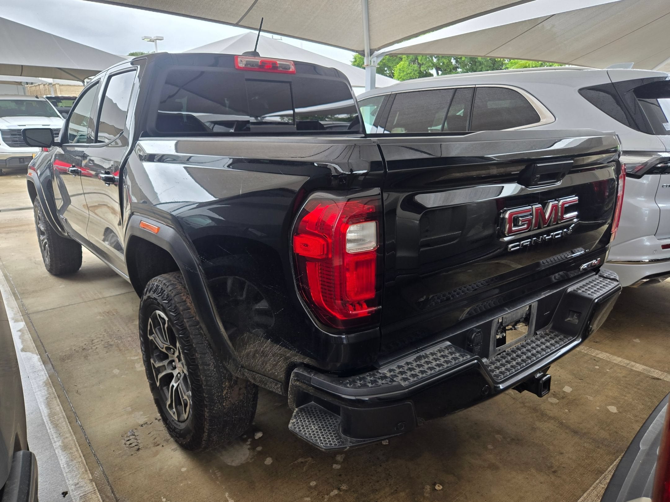 2024 GMC Canyon 4WD AT4