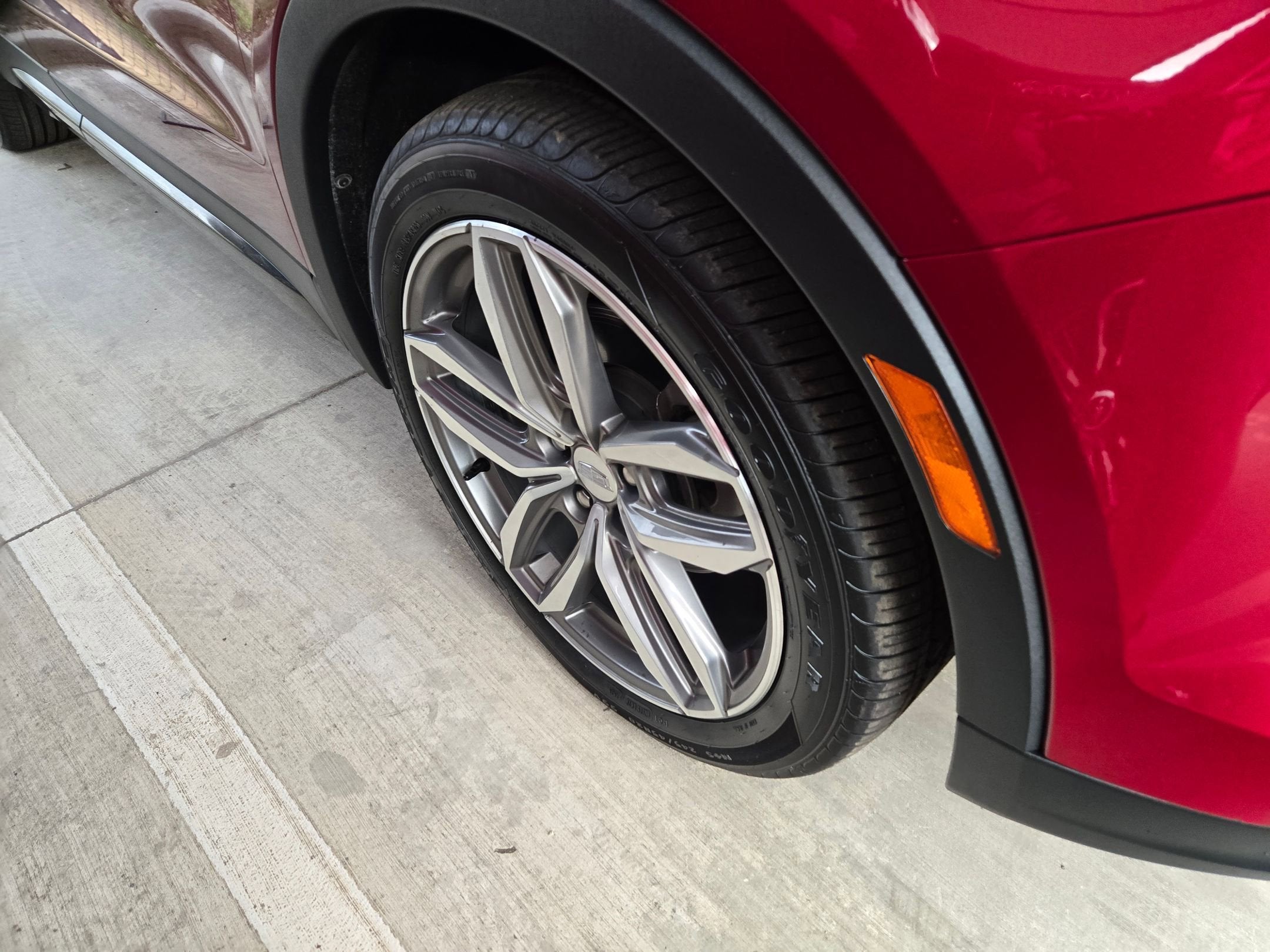 2019 Cadillac XT4 AWD Sport