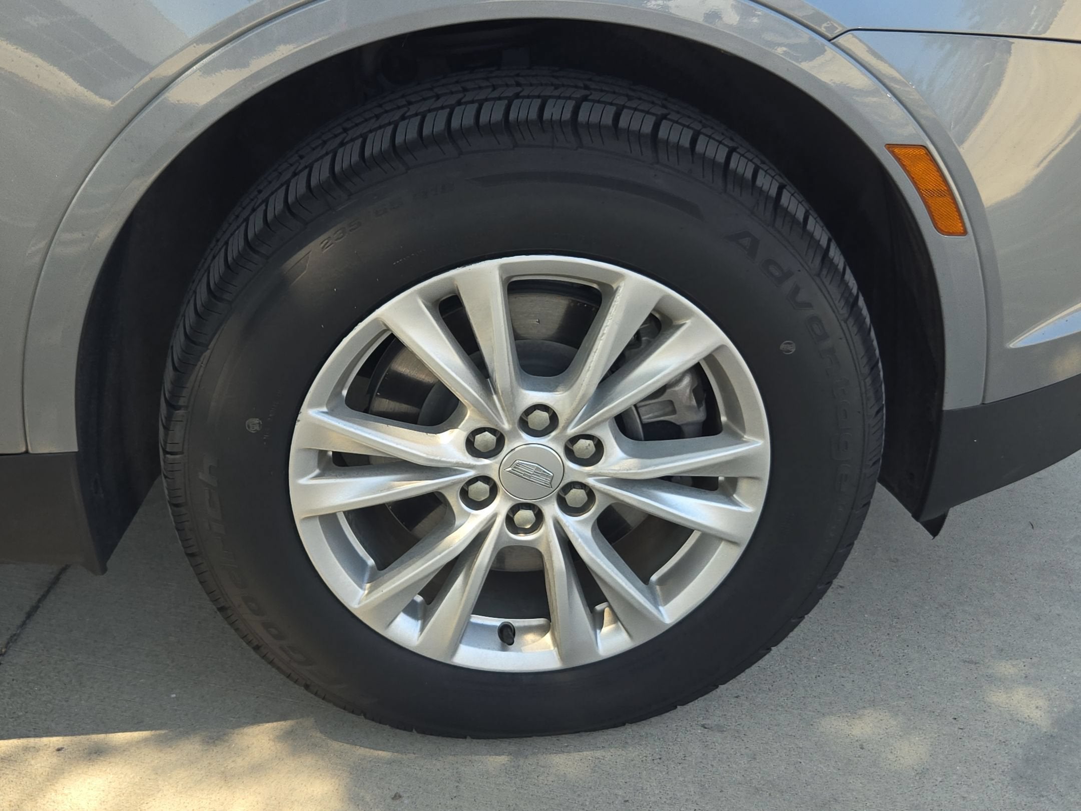 2023 Cadillac XT5 FWD Luxury