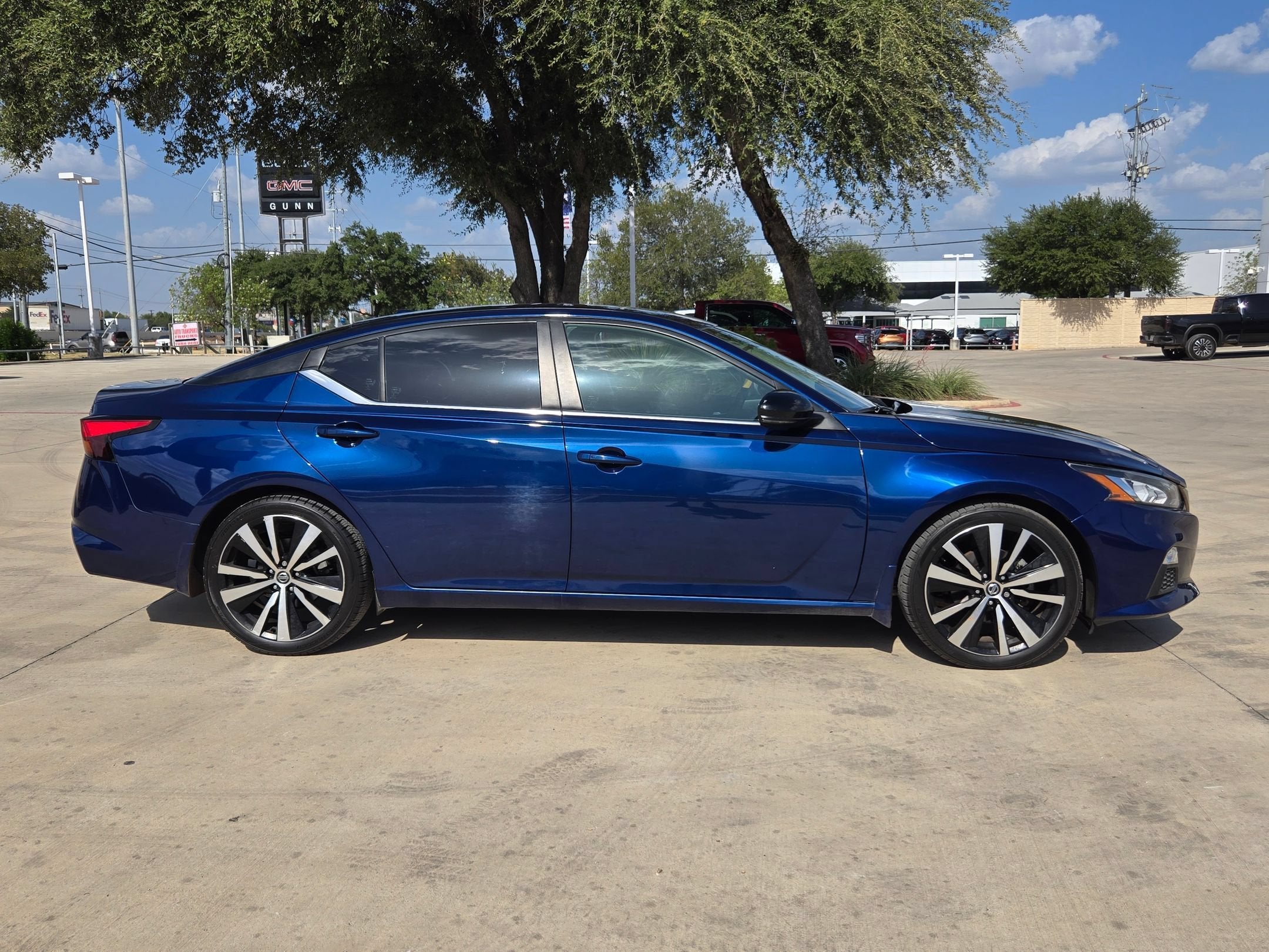 2020 Nissan Altima 2.5 SR