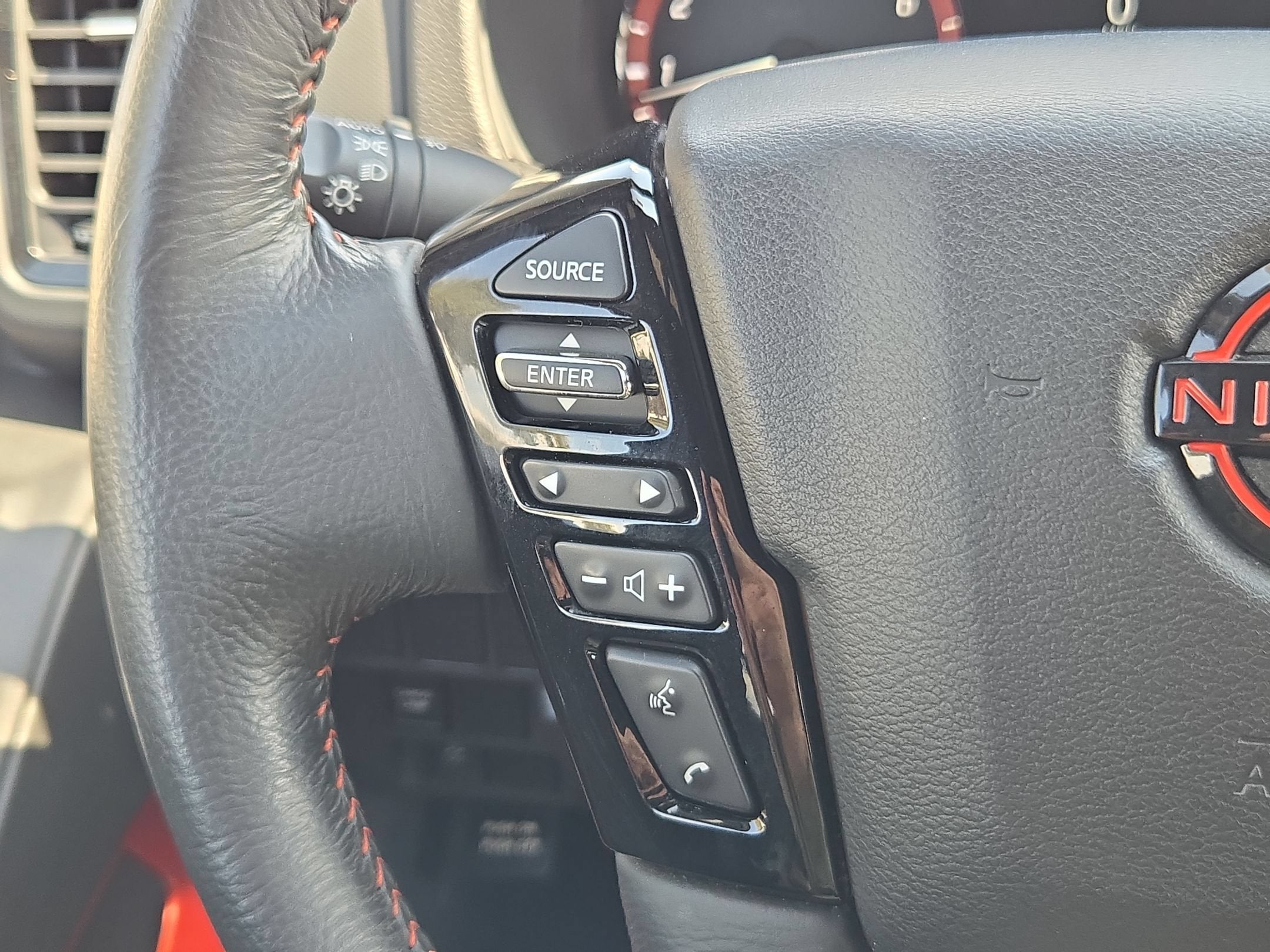 2024 Nissan Frontier PRO-X