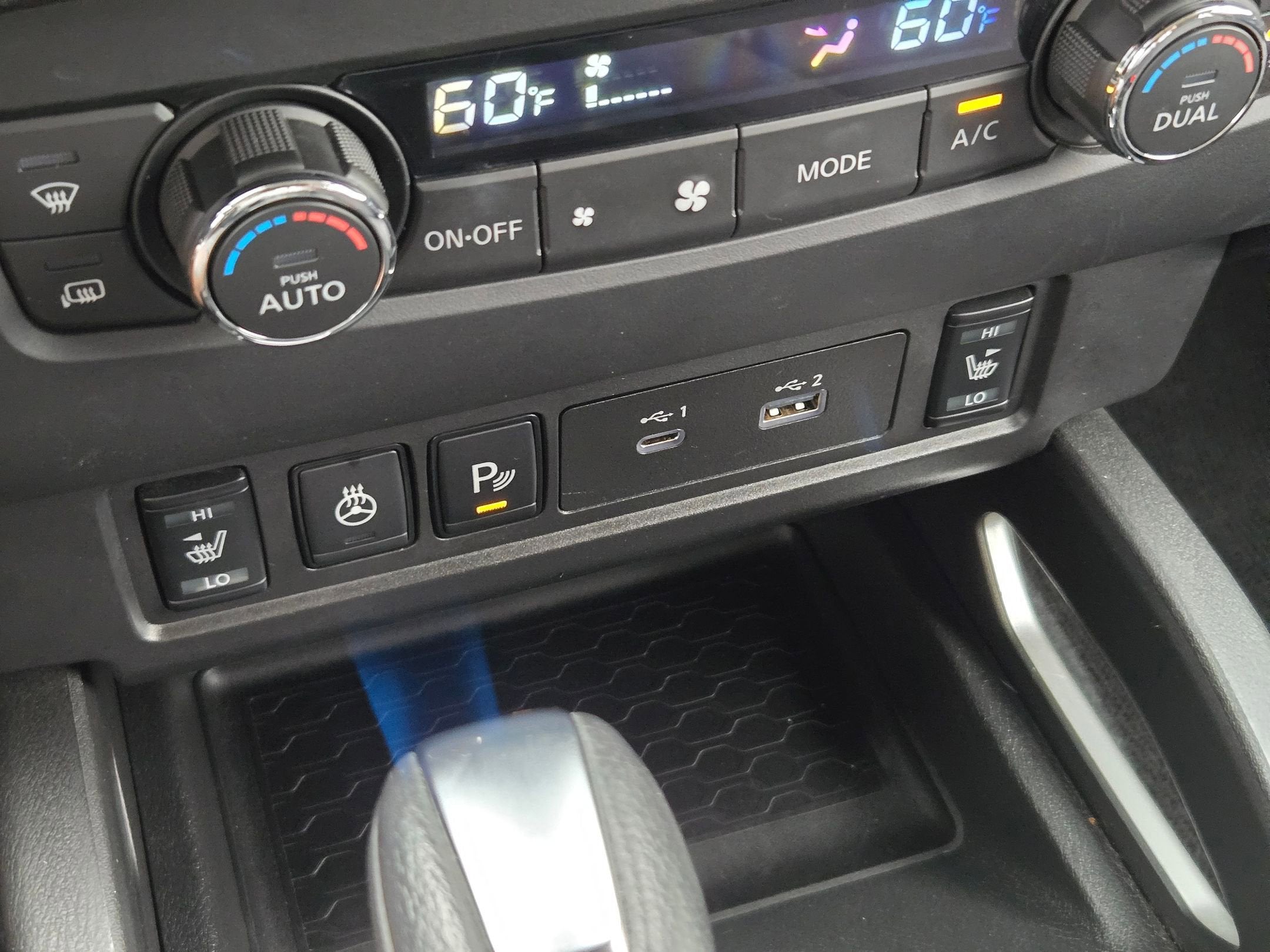 2024 Nissan Frontier SV