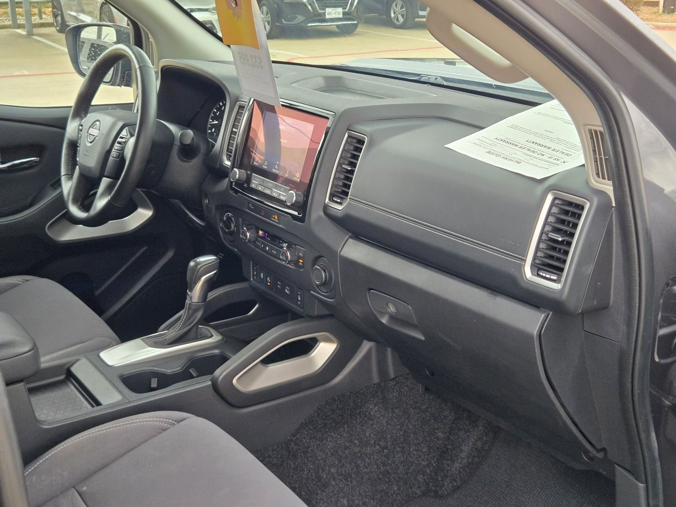 2024 Nissan Frontier SV