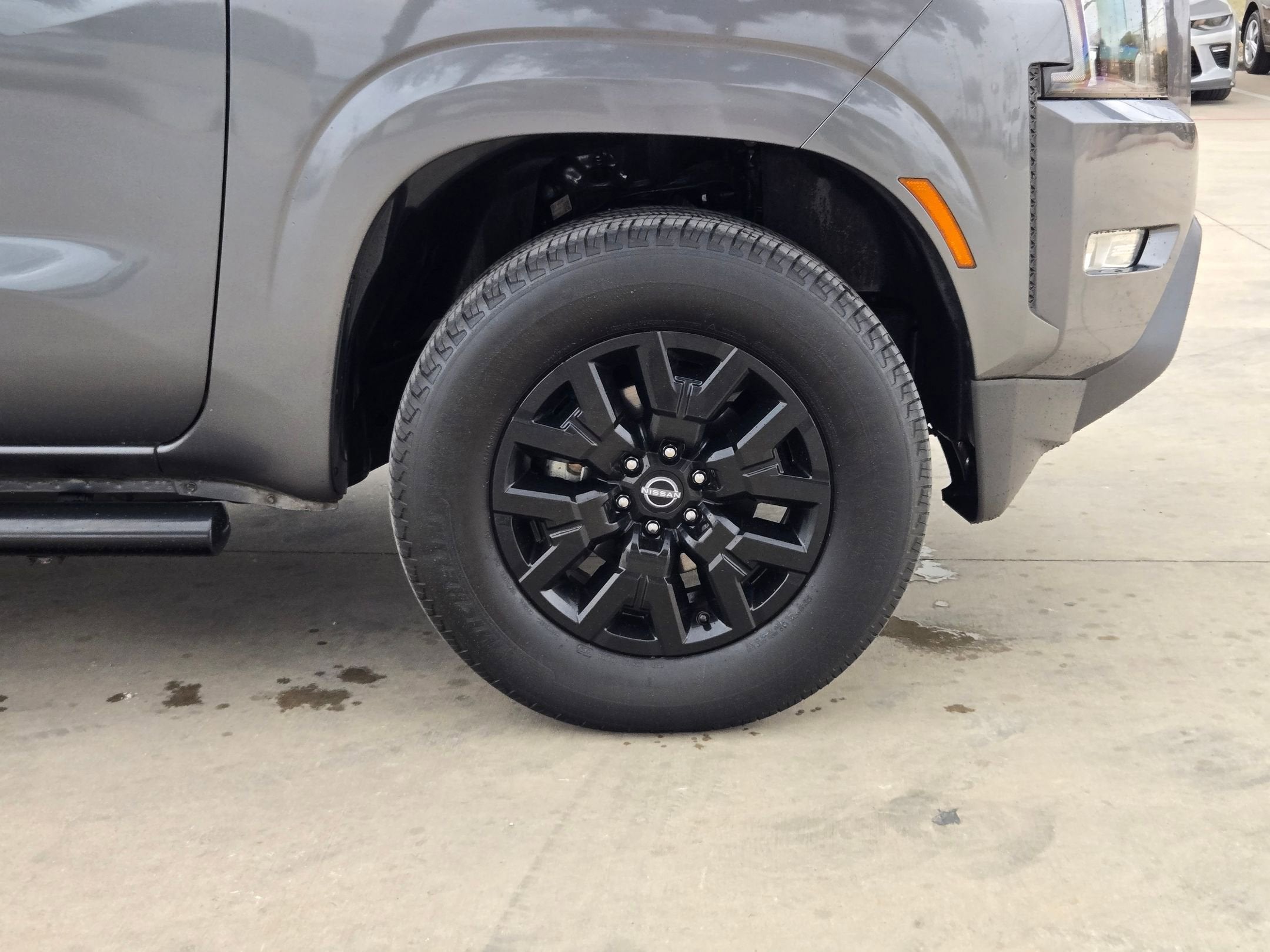 2024 Nissan Frontier SV