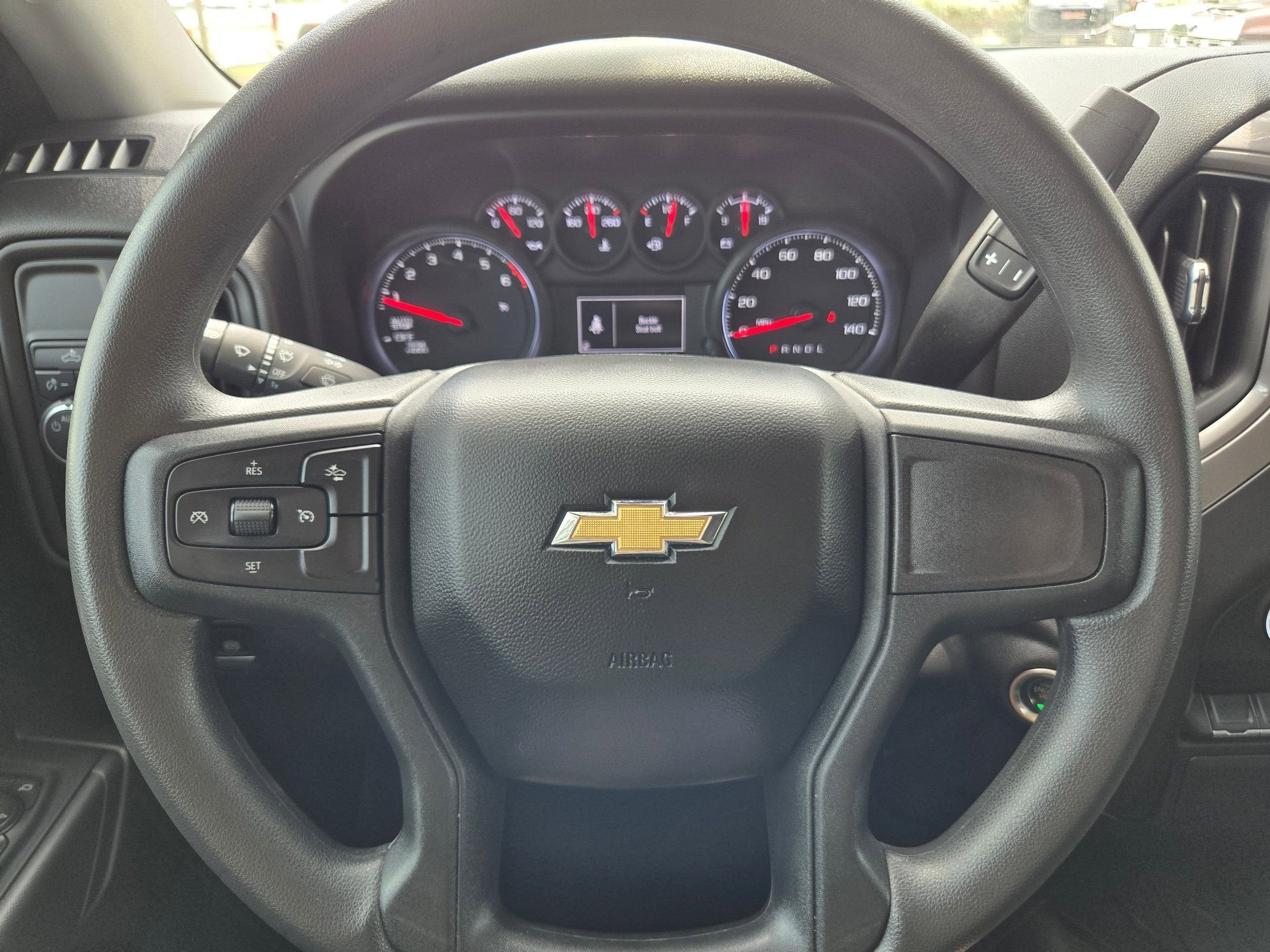 2024 Chevrolet Silverado 1500 Custom