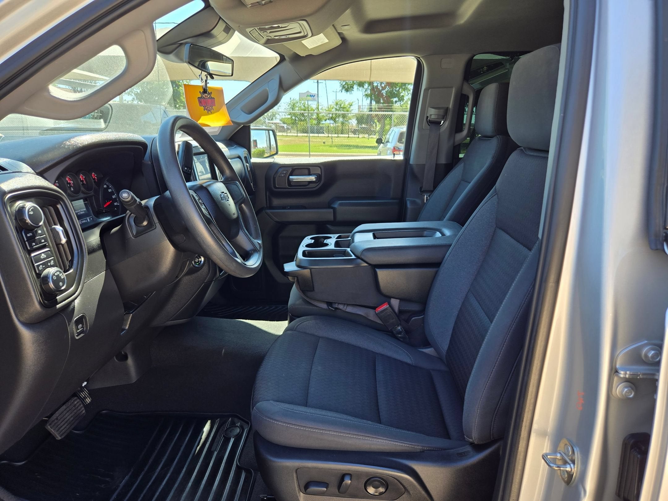2022 Chevrolet Silverado 1500 Custom Trail Boss