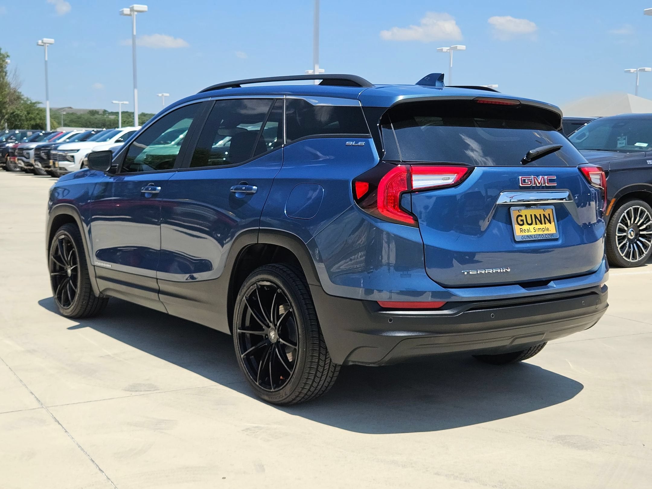 2024 GMC Terrain SLE
