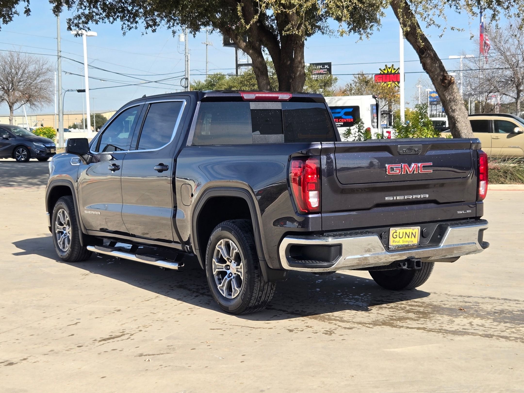 2022 GMC Sierra 1500 SLE