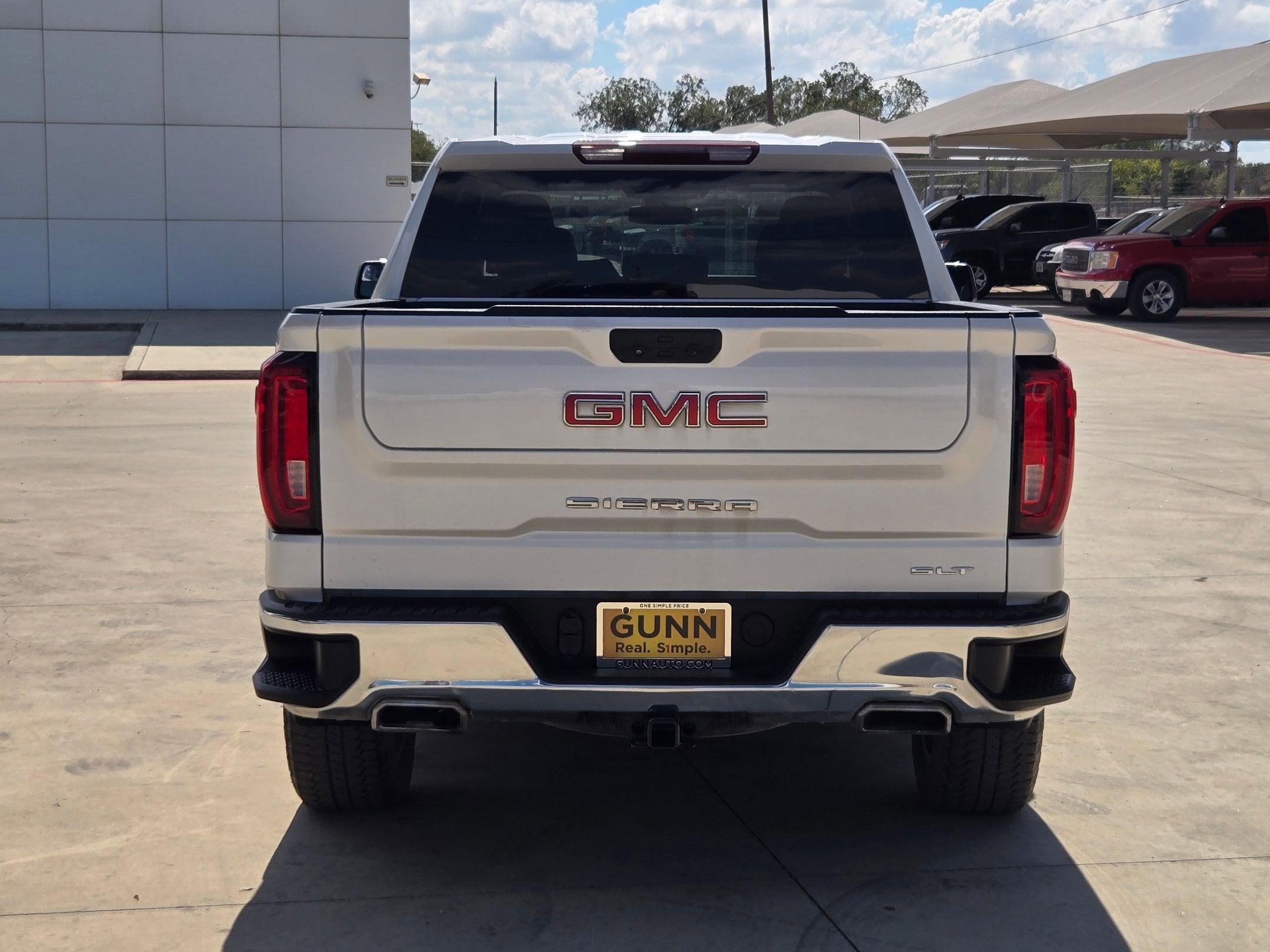 2022 GMC Sierra 1500 SLT