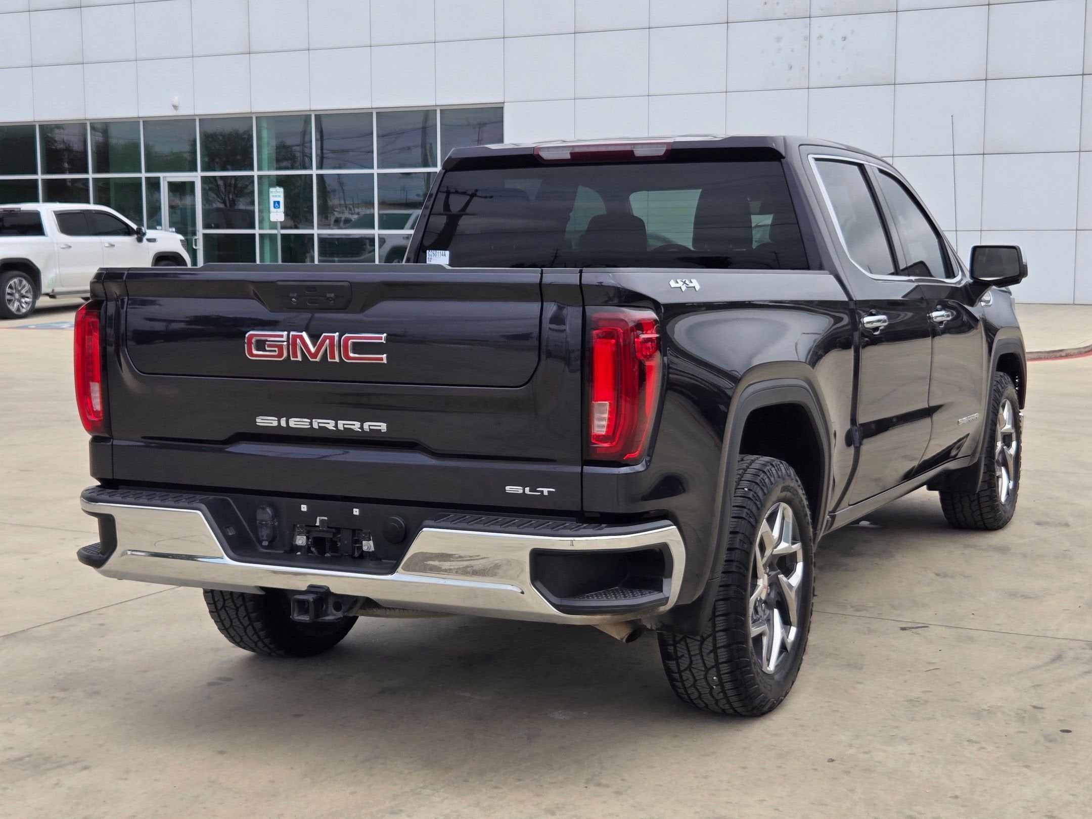 2022 GMC Sierra 1500 SLT