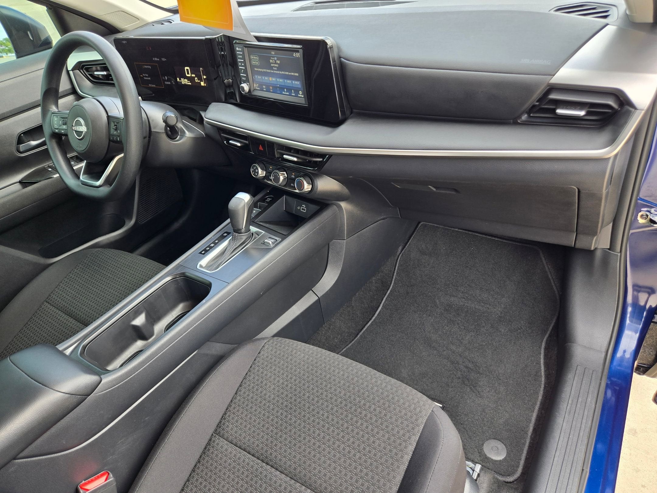2025 Nissan Kicks S