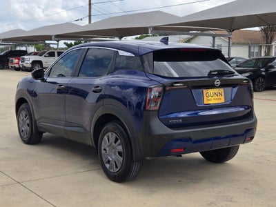 2025 Nissan Kicks S