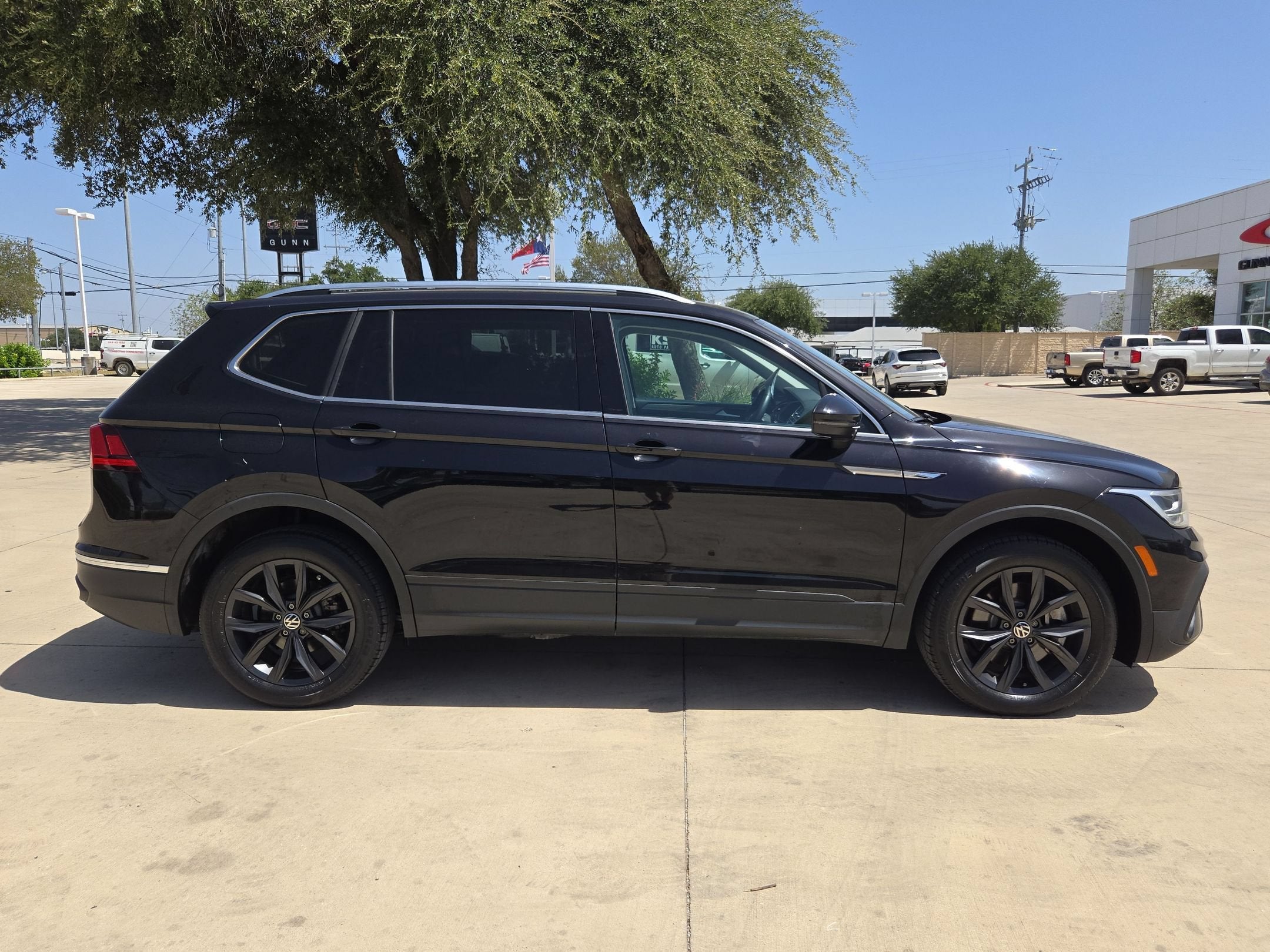 2024 Volkswagen Tiguan SE