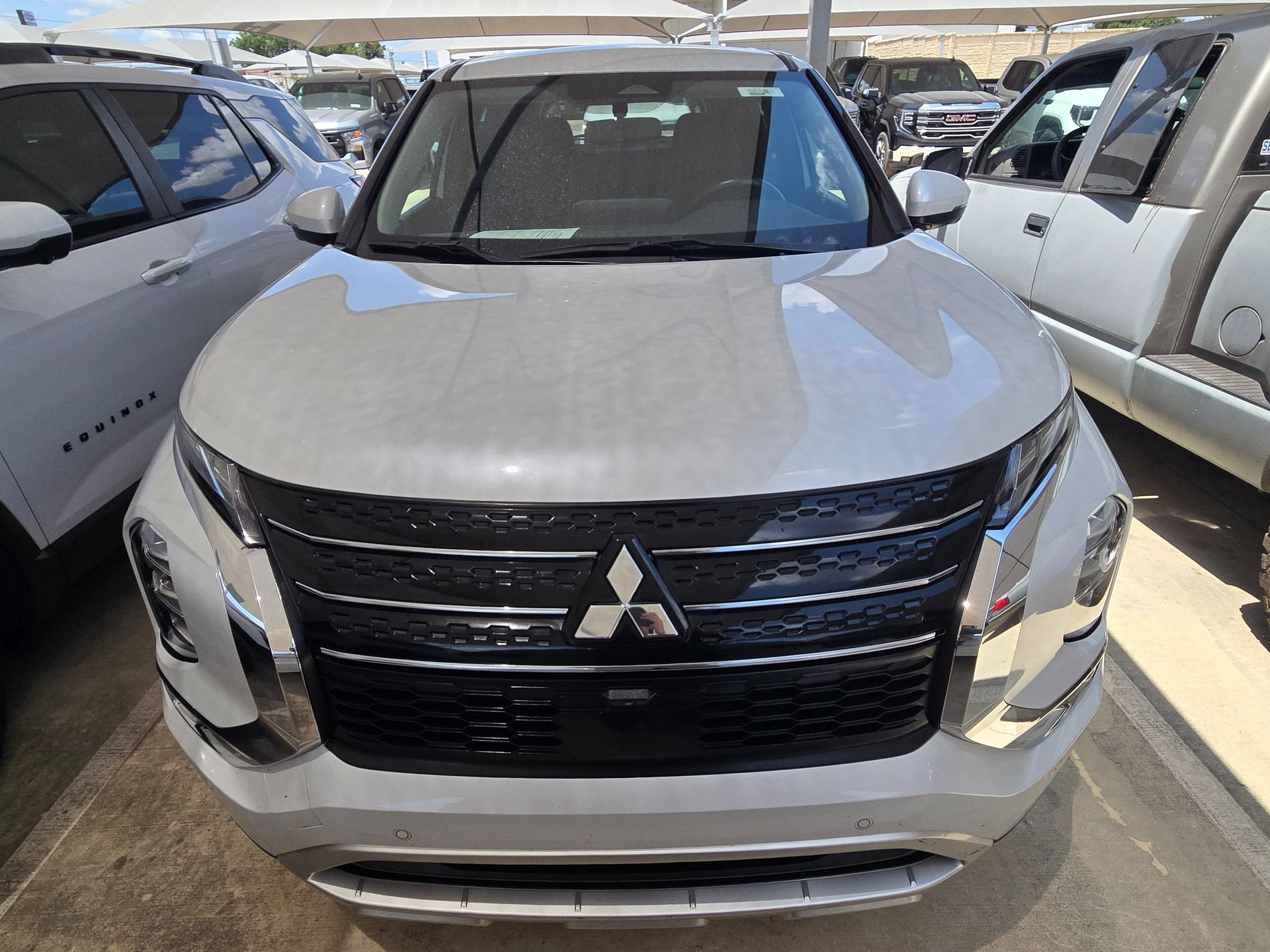 2022 Mitsubishi Outlander Base