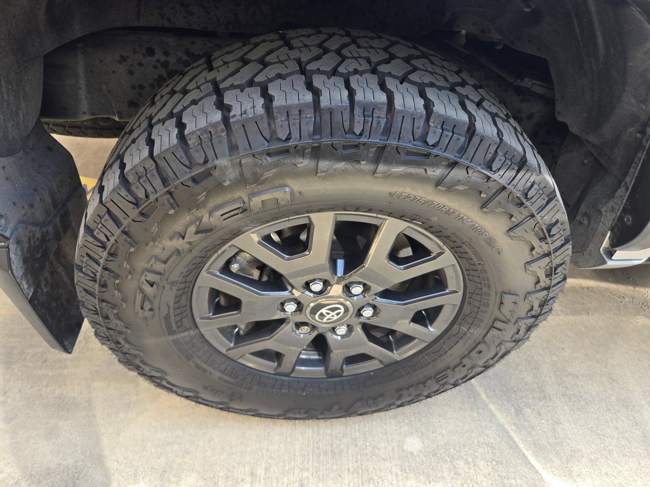 2025 Toyota 4Runner 4WD SR5
