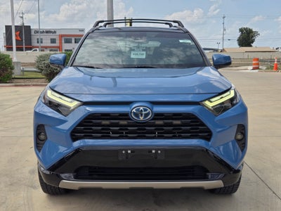 2022 Toyota RAV4 Hybrid SE