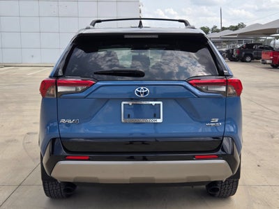 2022 Toyota RAV4 Hybrid SE