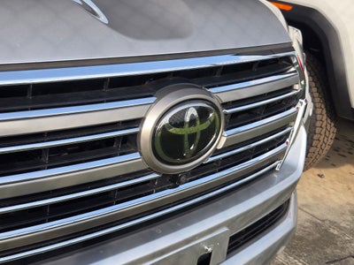 2021 Toyota Land Cruiser Base