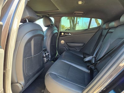 2021 Kia Stinger GT-Line