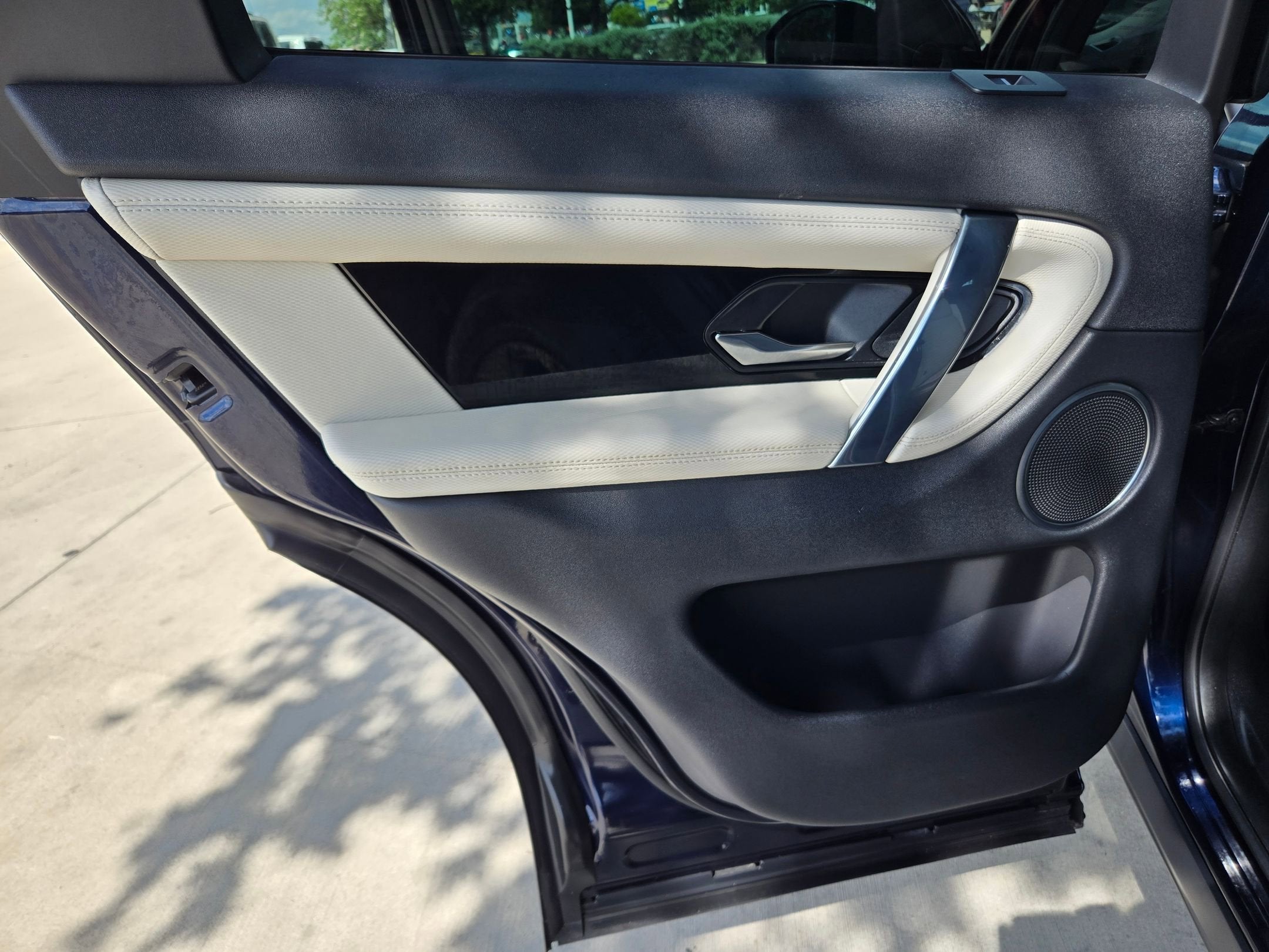 2023 Land Rover Discovery Sport S R-Dynamic