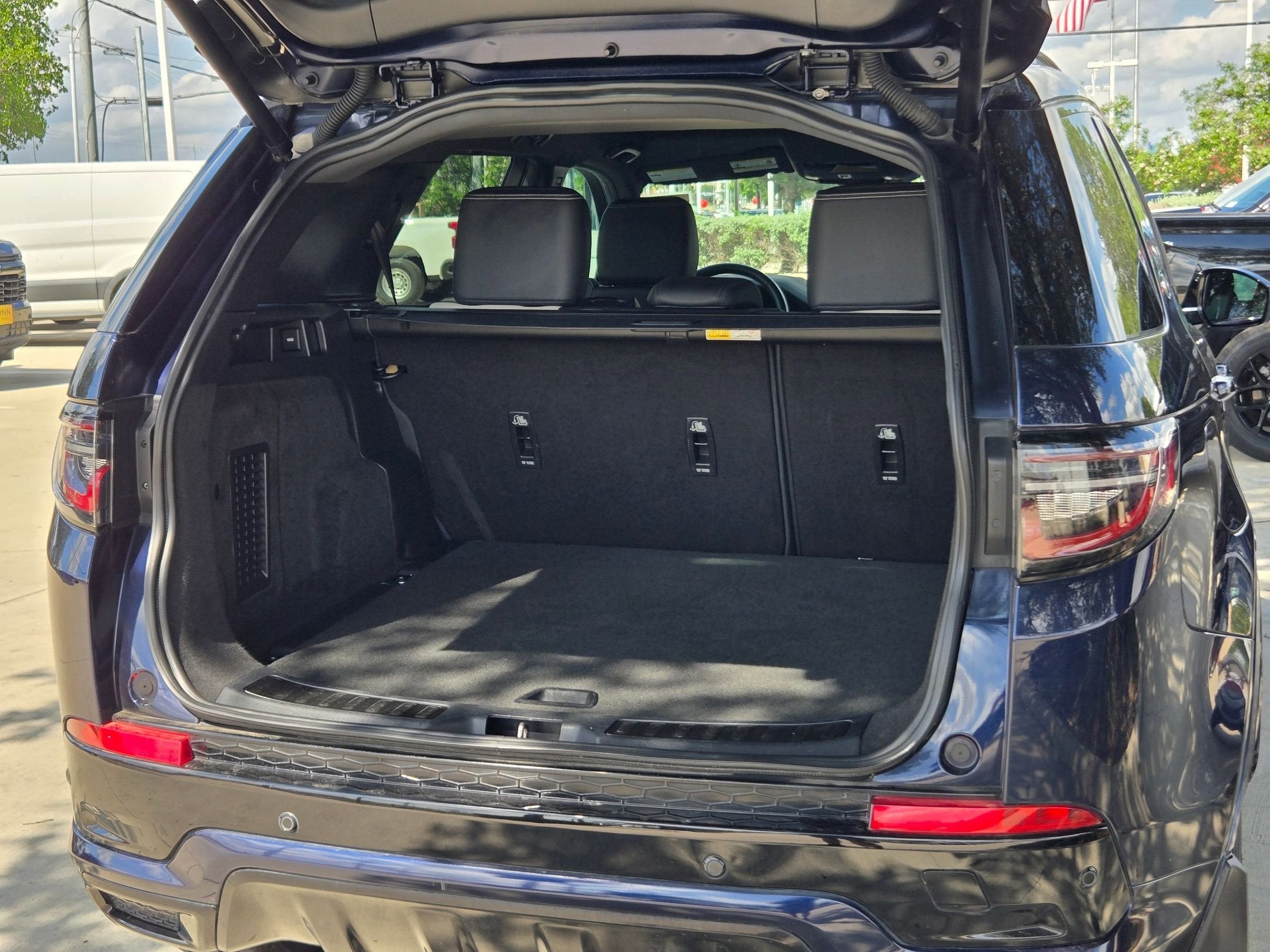 2023 Land Rover Discovery Sport S R-Dynamic