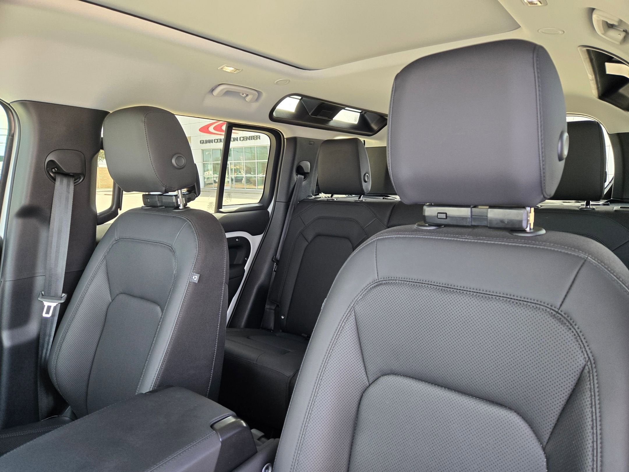 2025 Land Rover Defender S