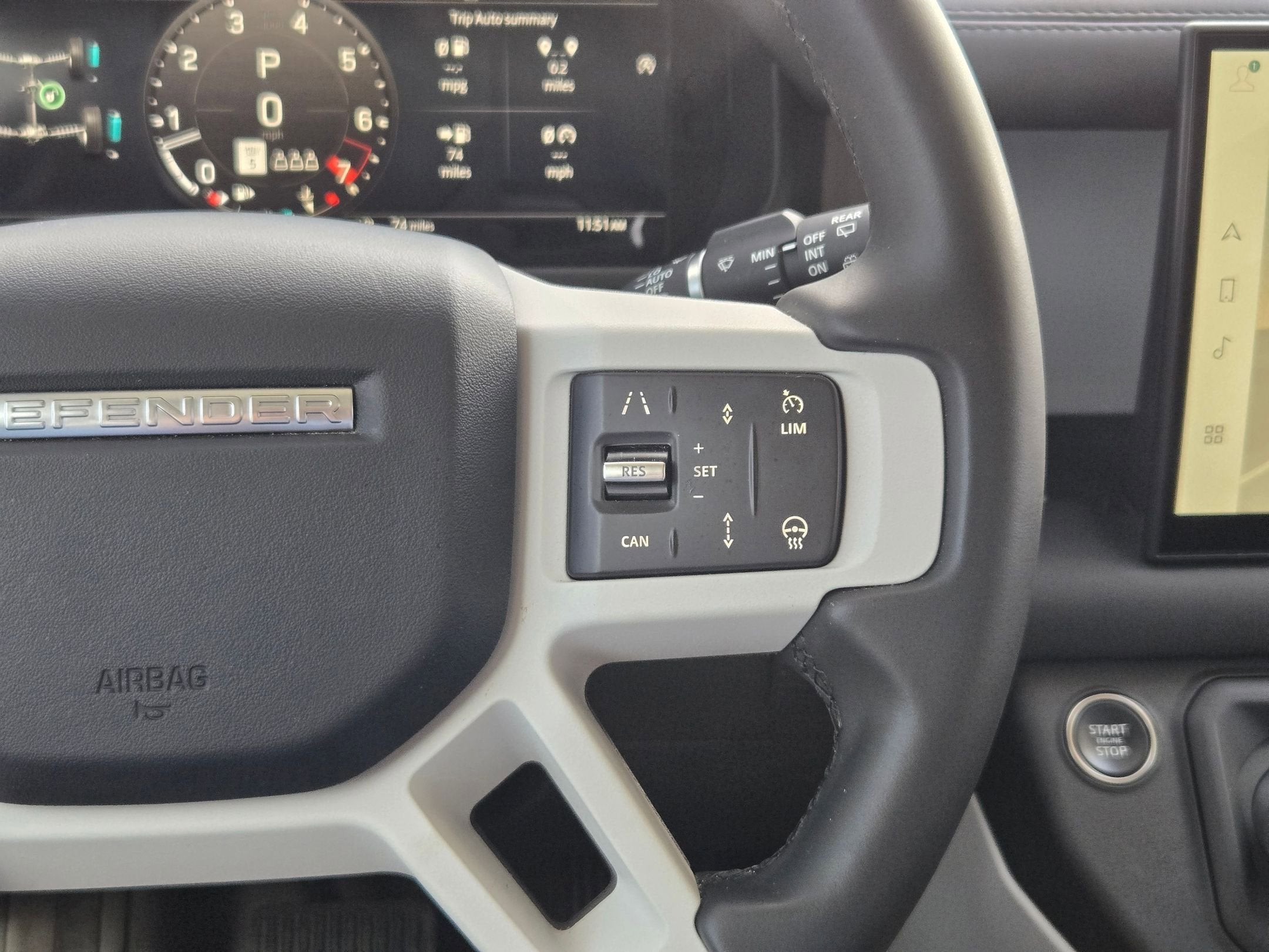 2025 Land Rover Defender S