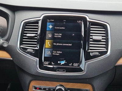 2022 Volvo XC90 Momentum
