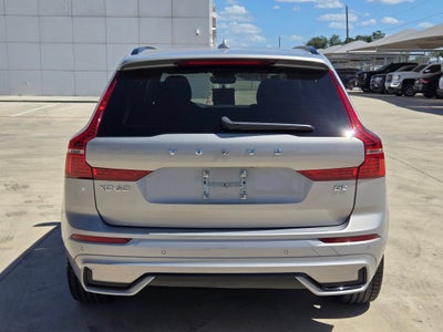 2023 Volvo XC60 Ultimate Dark Theme