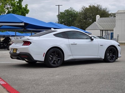 2025 Ford Mustang Base