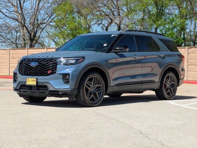 2025 Ford Explorer ST